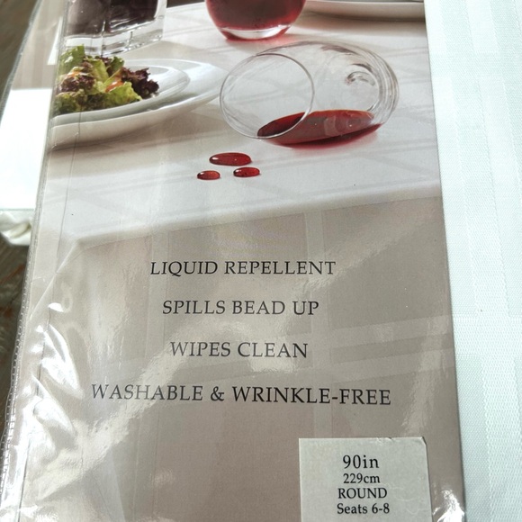 Bardwill Linen White Bead-Up Spill Proof Round 90" Silk Like Tablecloth 6-8 NEW - Picture 6 of 13